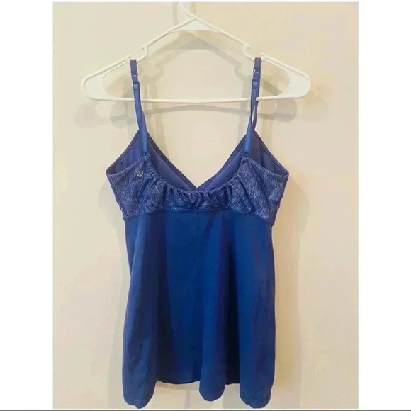 Lululemon workout top - Picture 2 of 4